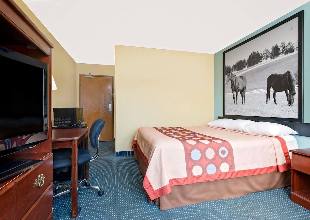 Super 8 By Wyndham Somerset Extérieur photo