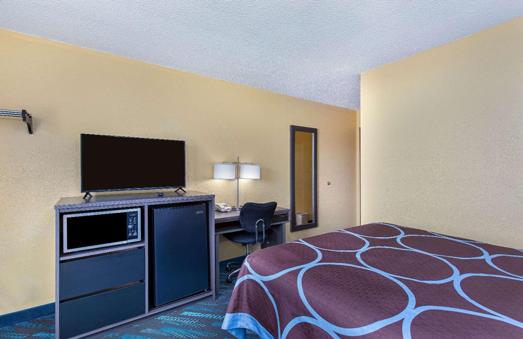 Super 8 By Wyndham Somerset Extérieur photo