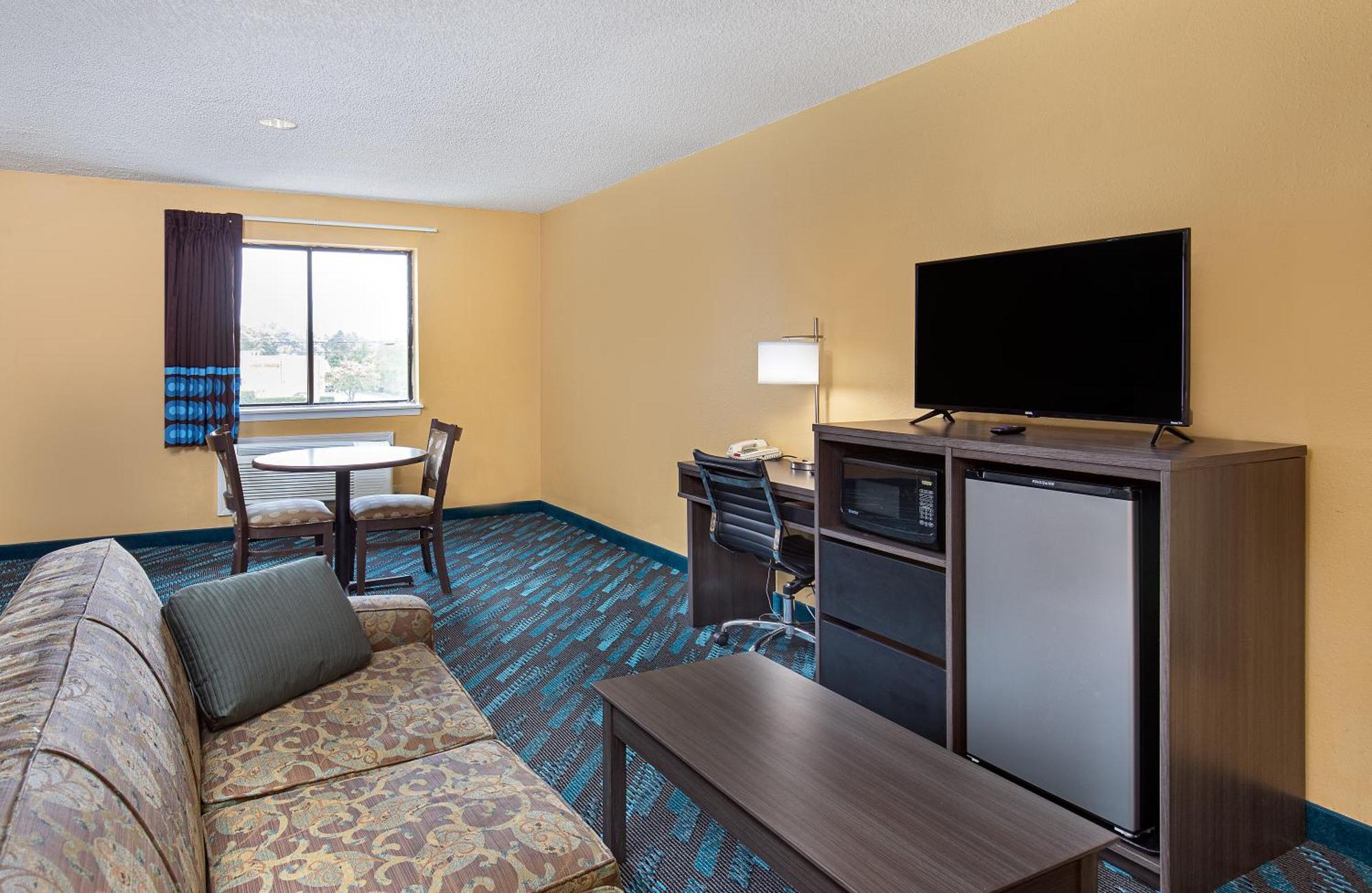 Super 8 By Wyndham Somerset Extérieur photo